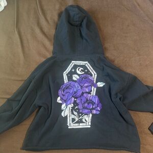 Gothic Hot Topic Cropped Hoodie